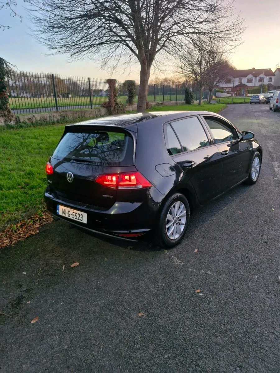 VOLKSWAGEN GOLF BLUEMOTION 1.6 - Image 3