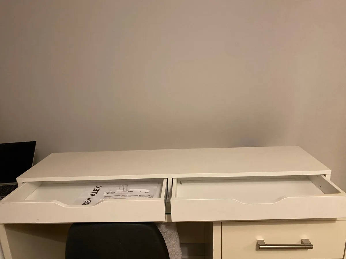 Shelving unit with drawers - Image 2