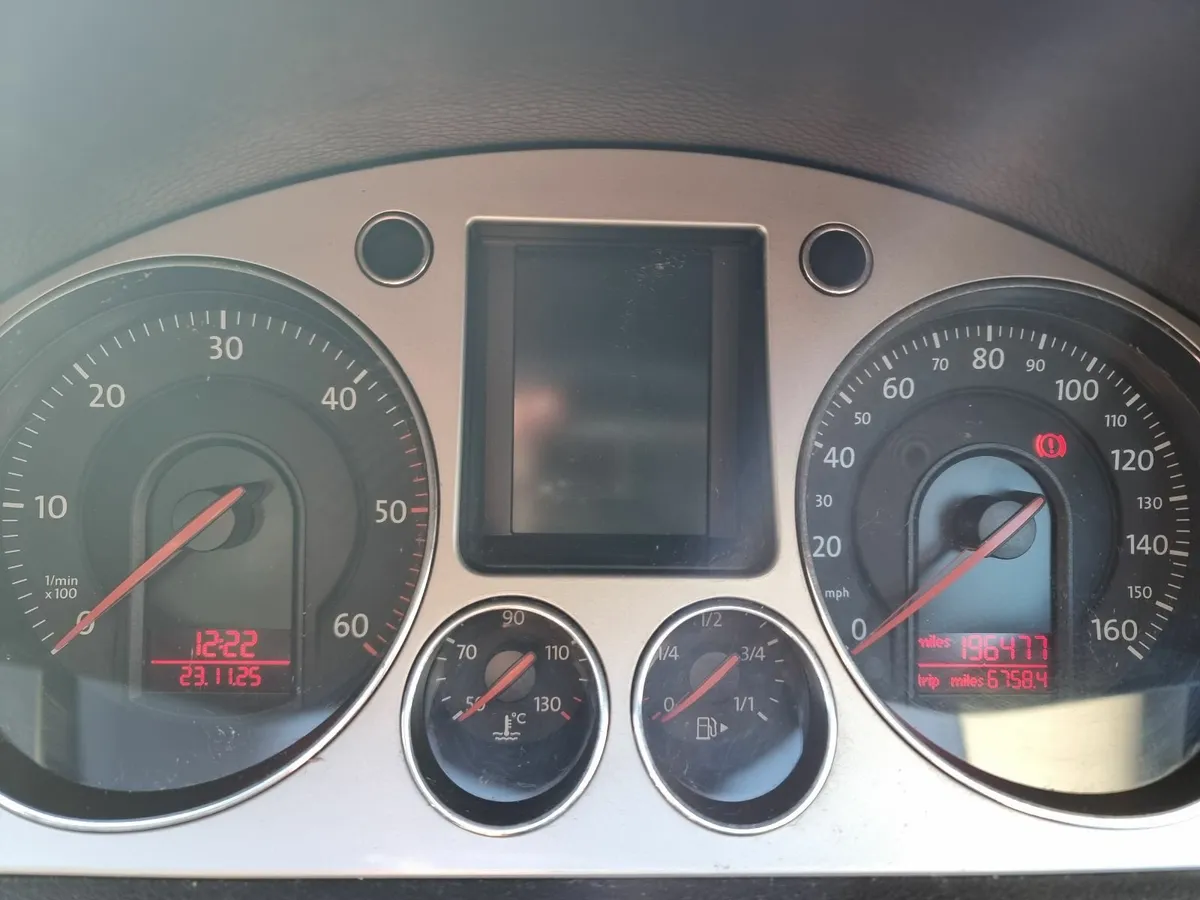 Volkswagen Passat 2008 - Image 3