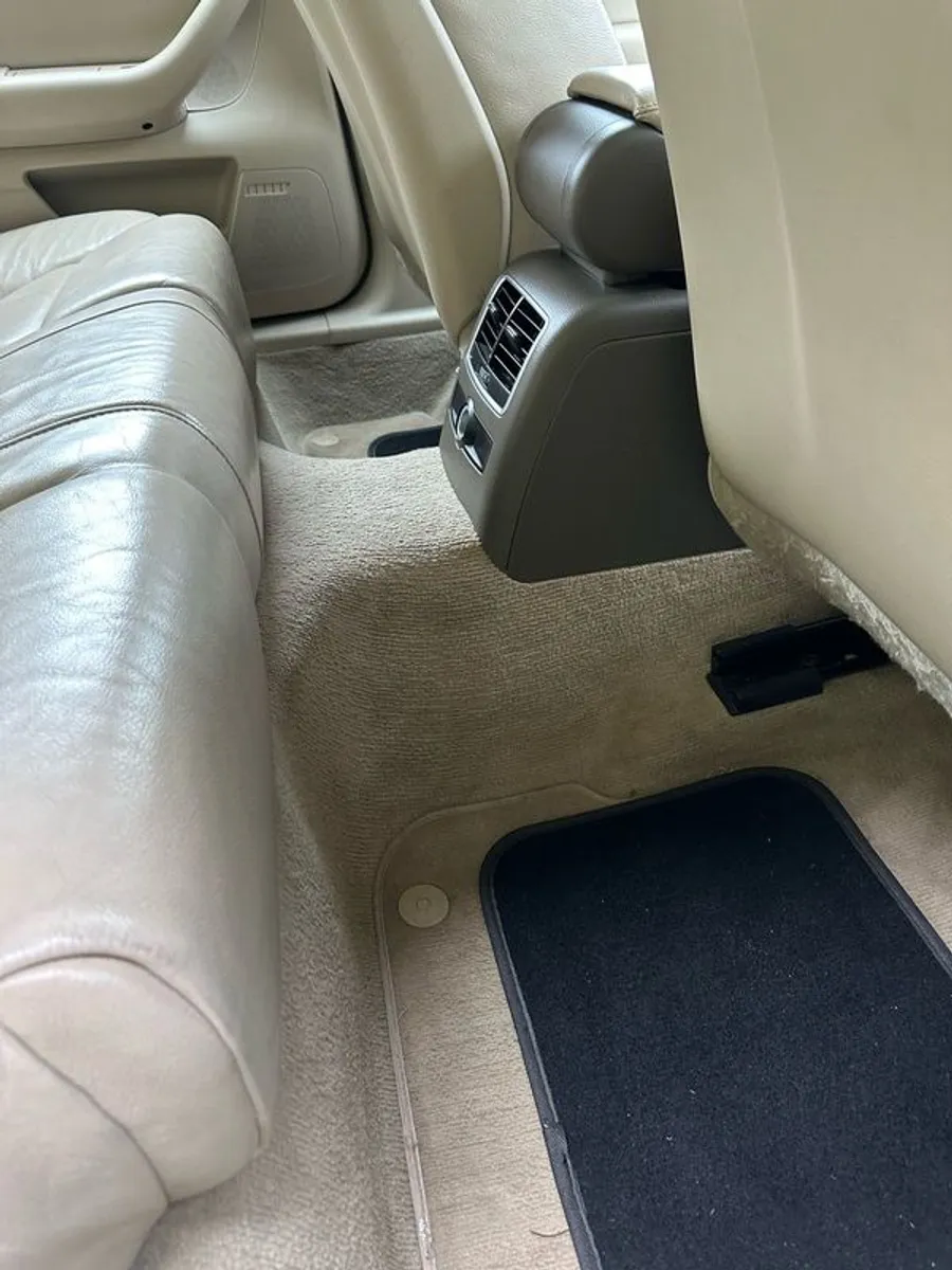 Audi A6 2011 - Image 4