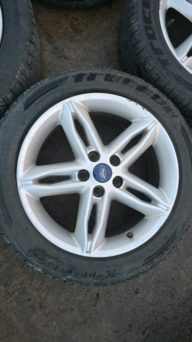 Ford Focus R17 Alloys - Image 4