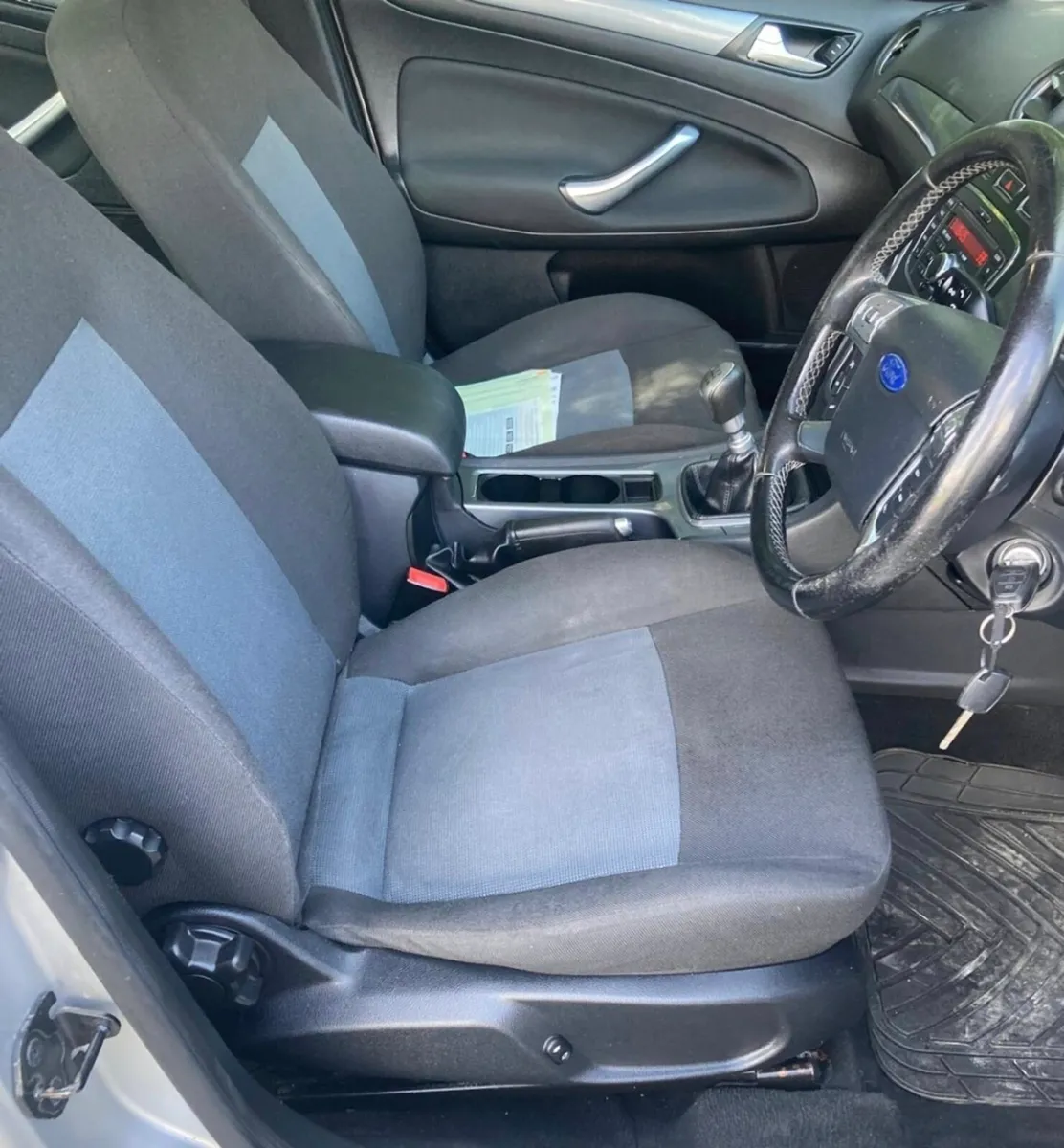 131 FORD MONDEO 1.6 TDI
GOOD TIGHT CAR NCT 2026 - Image 4