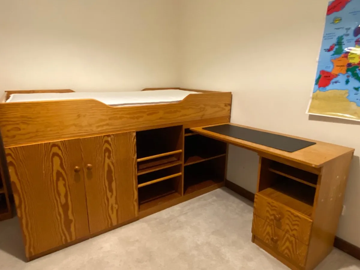 Bed desk and wardrobe - Image 2