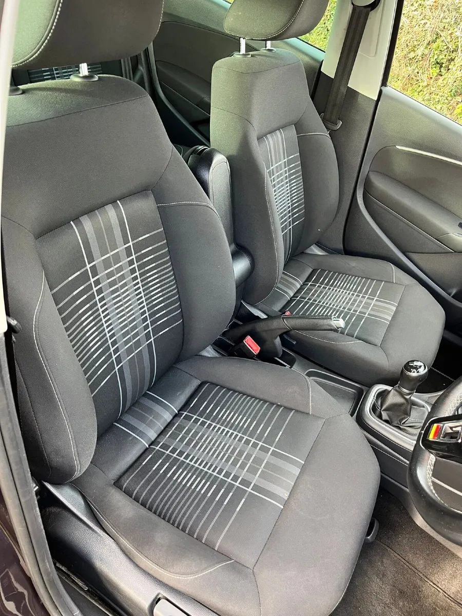 Volkswagen Polo 2016 - Image 3