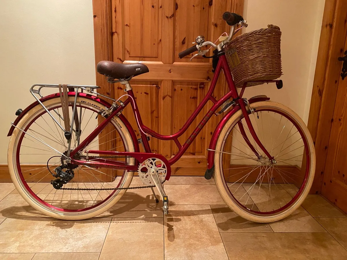 Raleigh Willow 700c Cherry Red Hybrid - Image 1