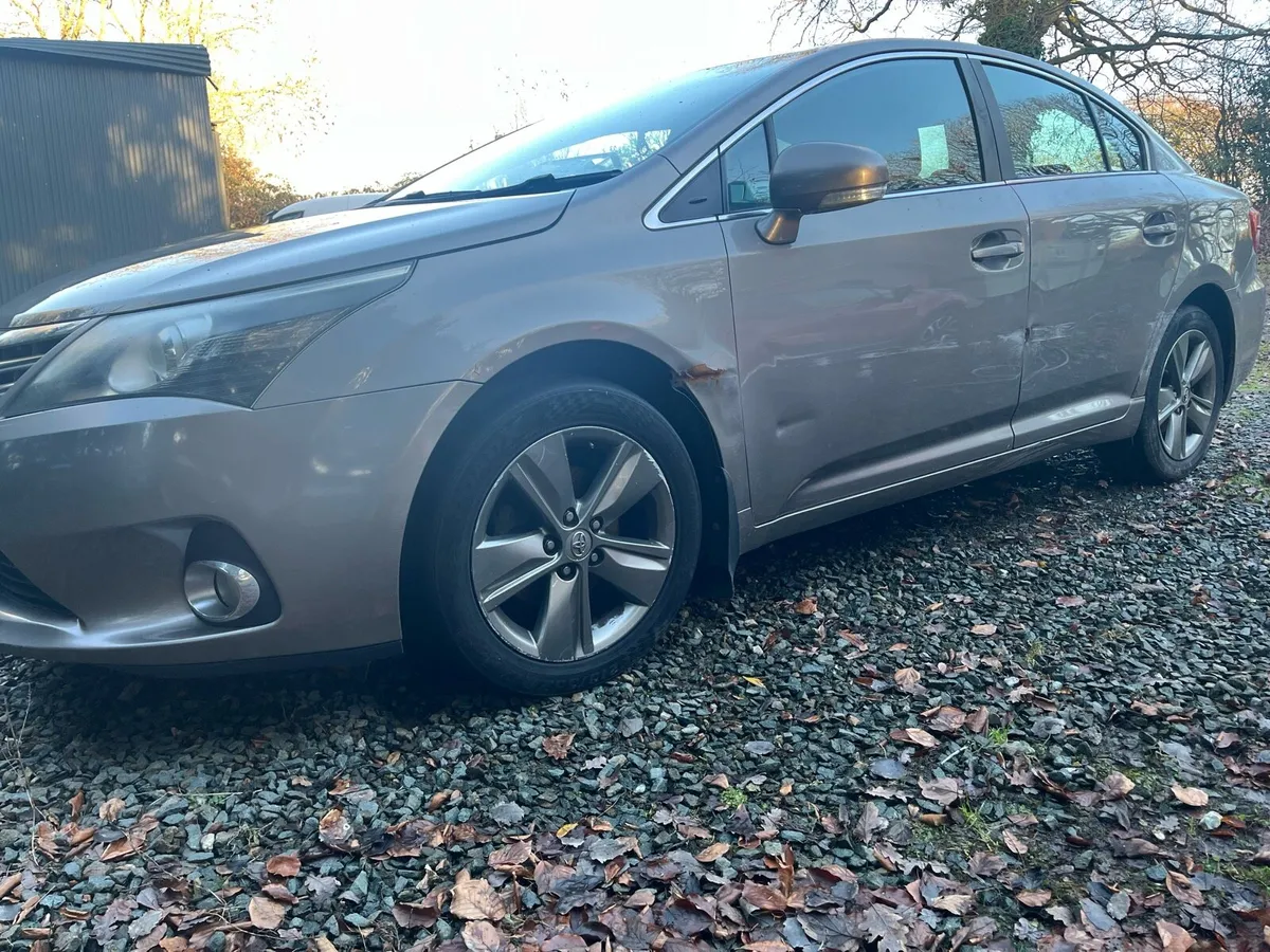Toyota Avensis - Image 1