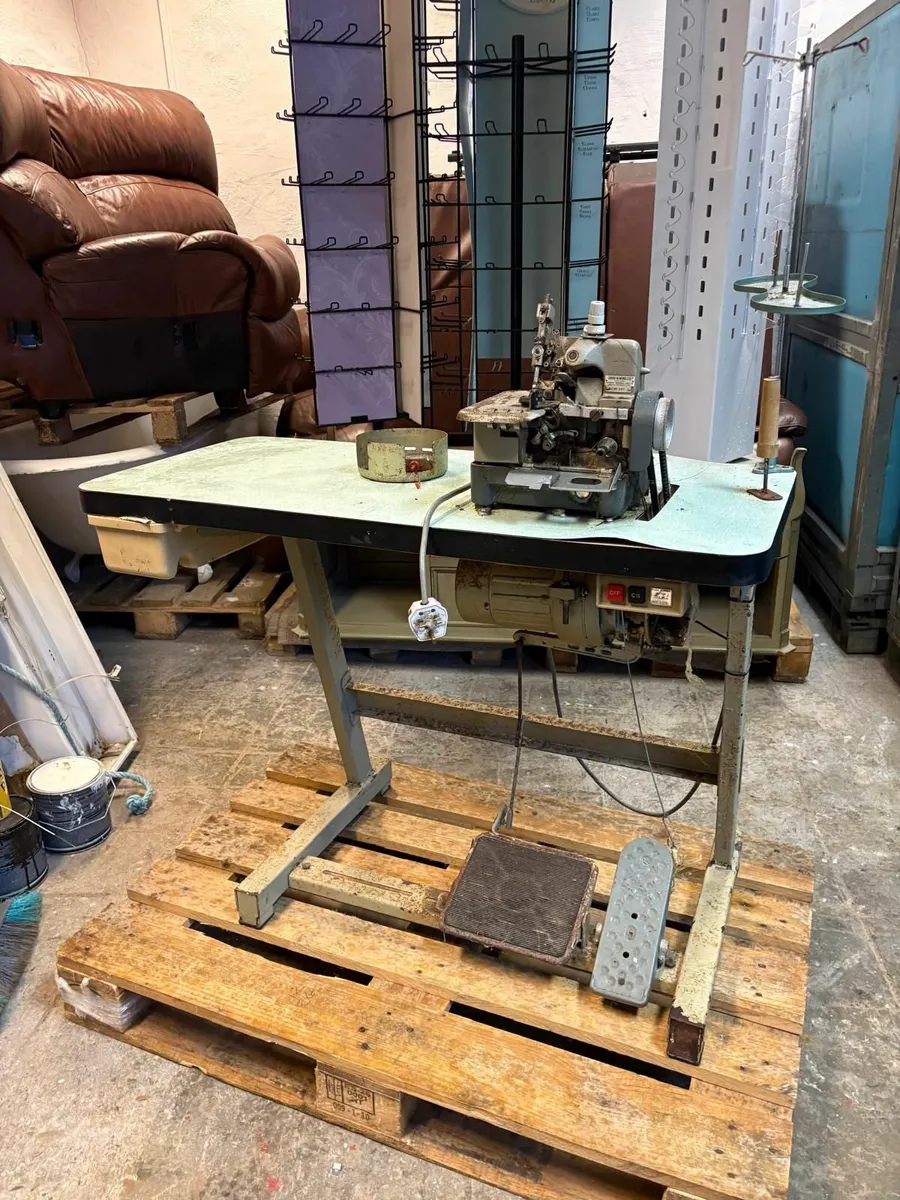 Embroidering Machine. - Image 3