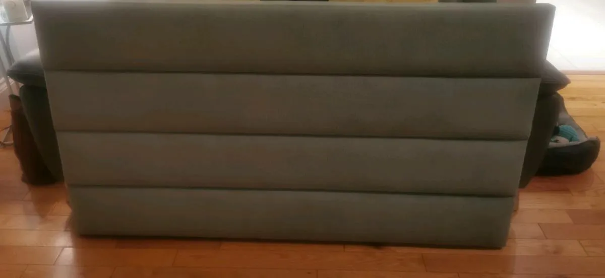 King size headboard - Image 1