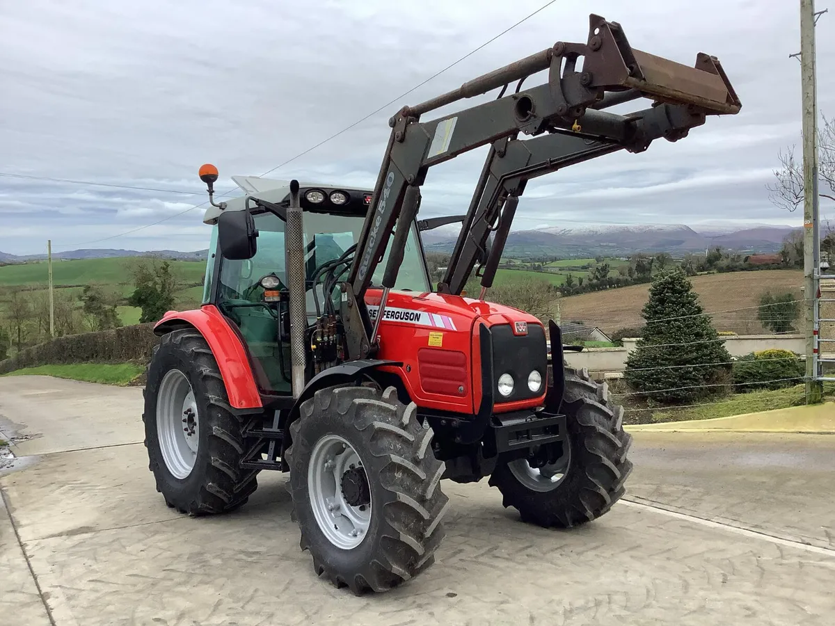 2007 MF 5455 - Image 1