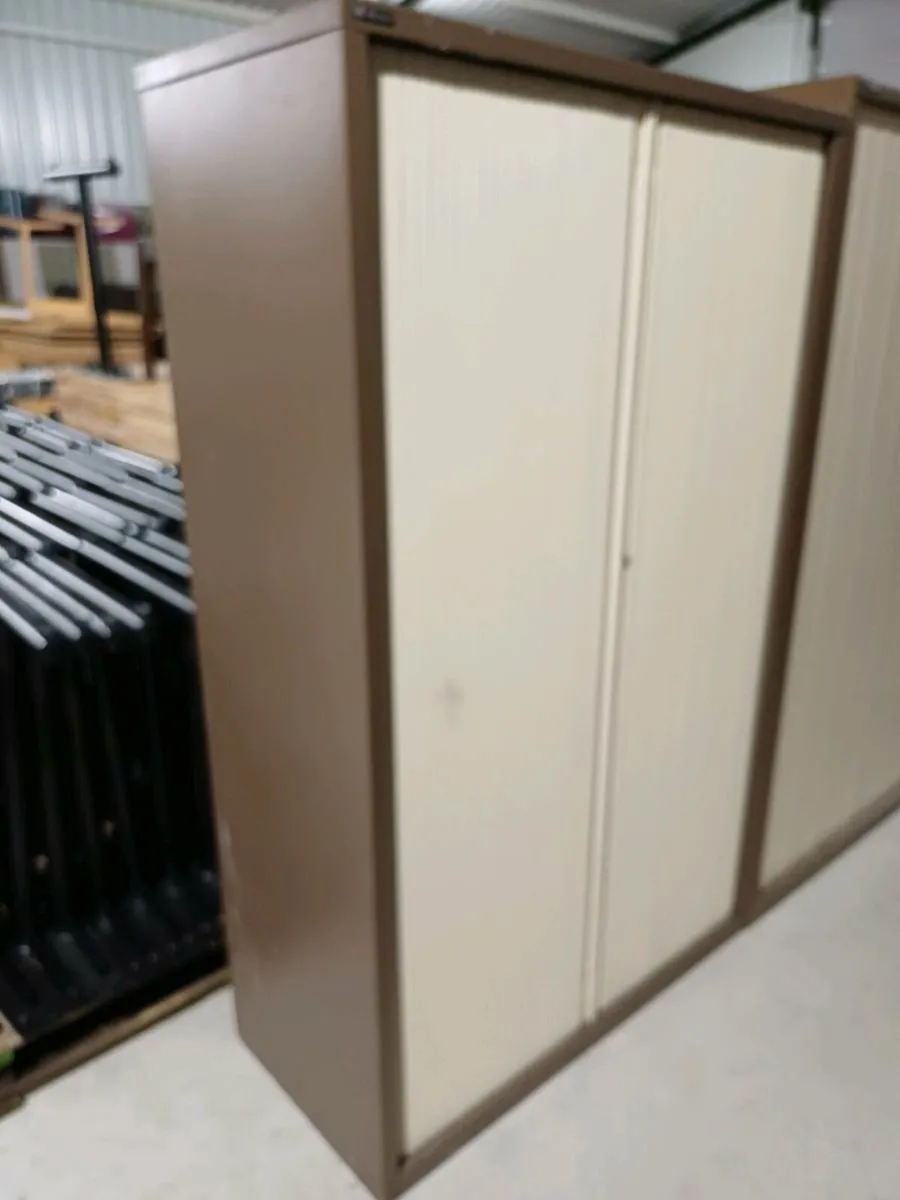 1.62m Triumph Metrix Tambour Cabinet - Image 1