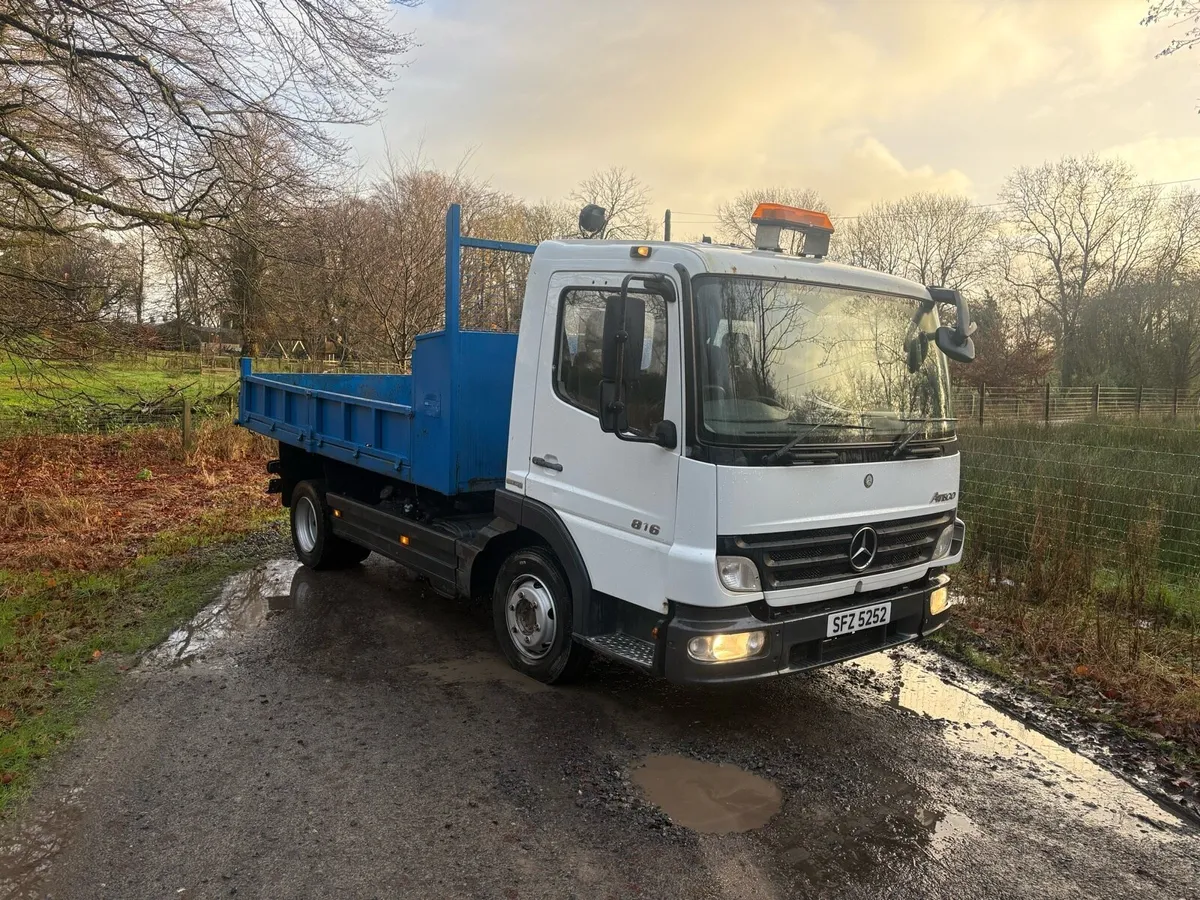 Mercedes tipper - Image 3
