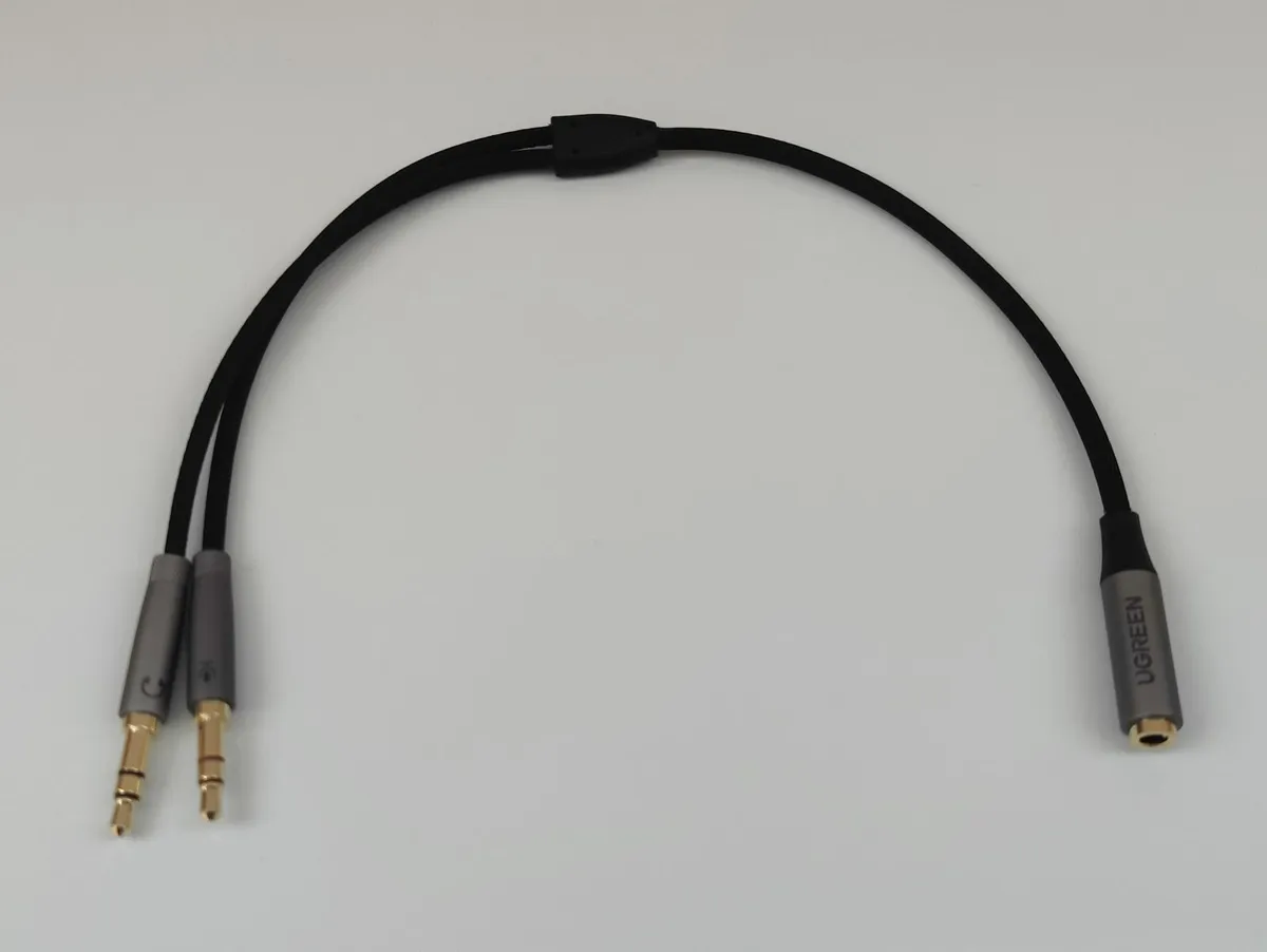 UGREEN HEADPHONES ADAPTER