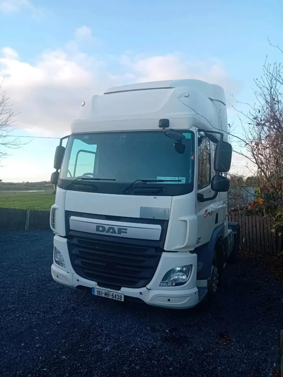 Daf 440 Truck - Image 1