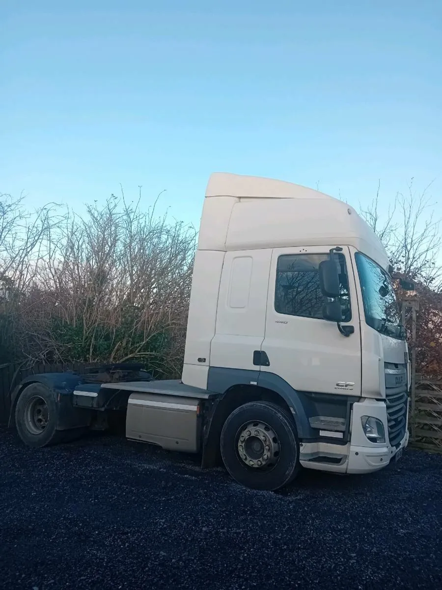 Daf 440 Truck - Image 2
