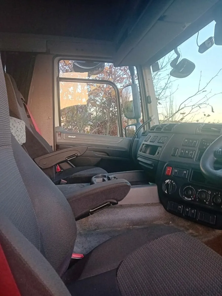 Daf 440 Truck - Image 4
