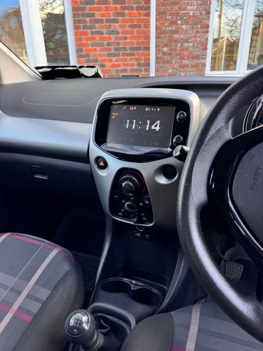 Peugeot 108 - Image 4