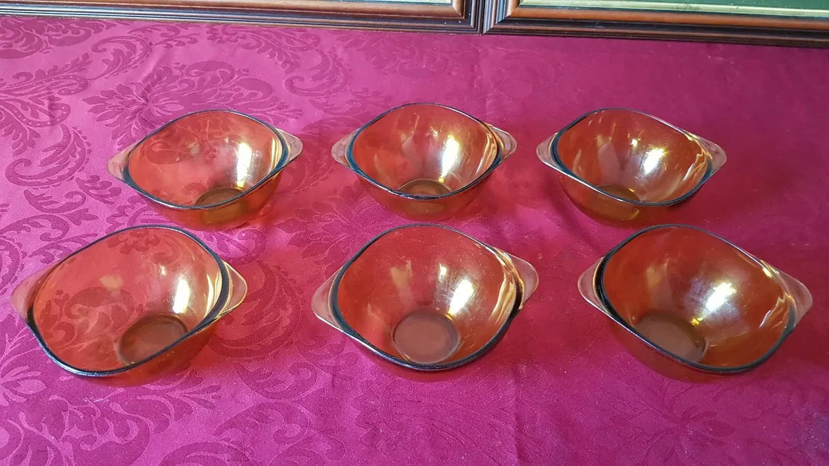 9 Piece Vereco France Amber Glass Selection - Image 4