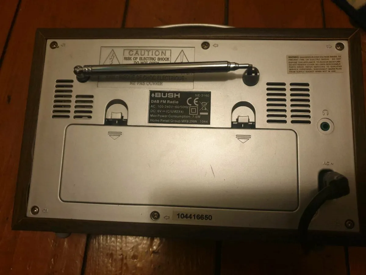BUSH RADIO - Image 2