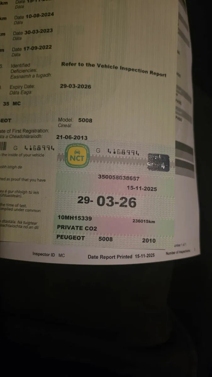 Peugeot 5008 2010 - Image 1