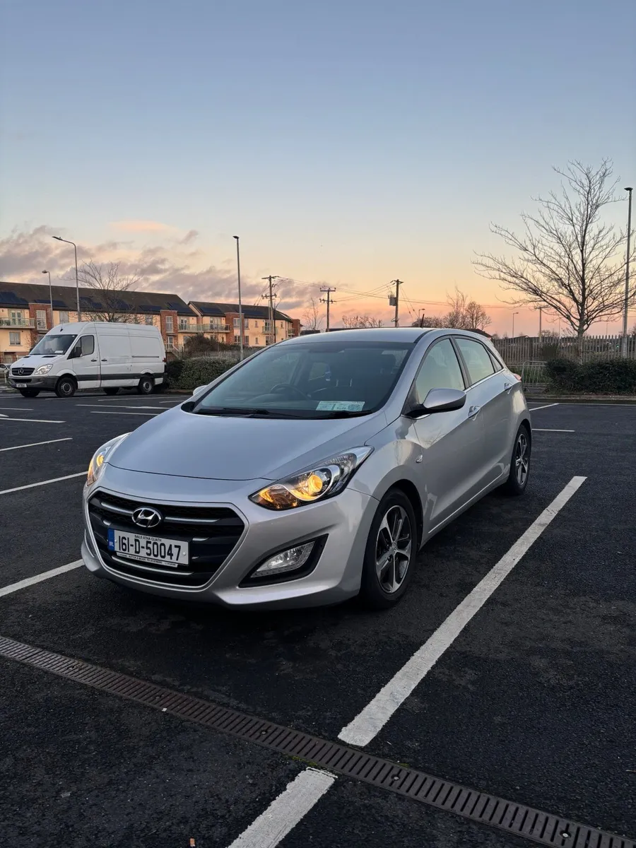 Hyundai i30 2016 - Image 2