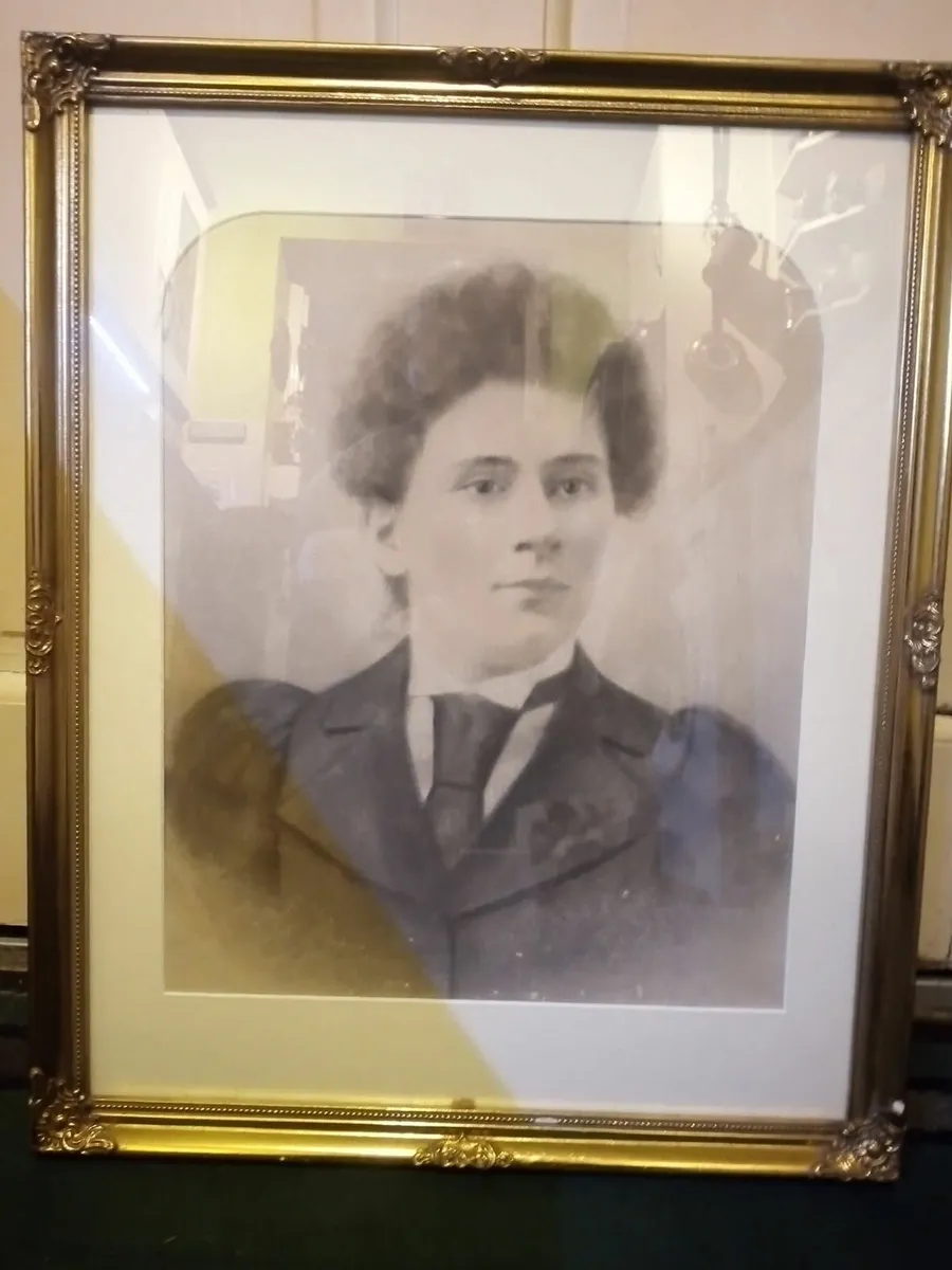 Beautiful vintage picture - Image 2