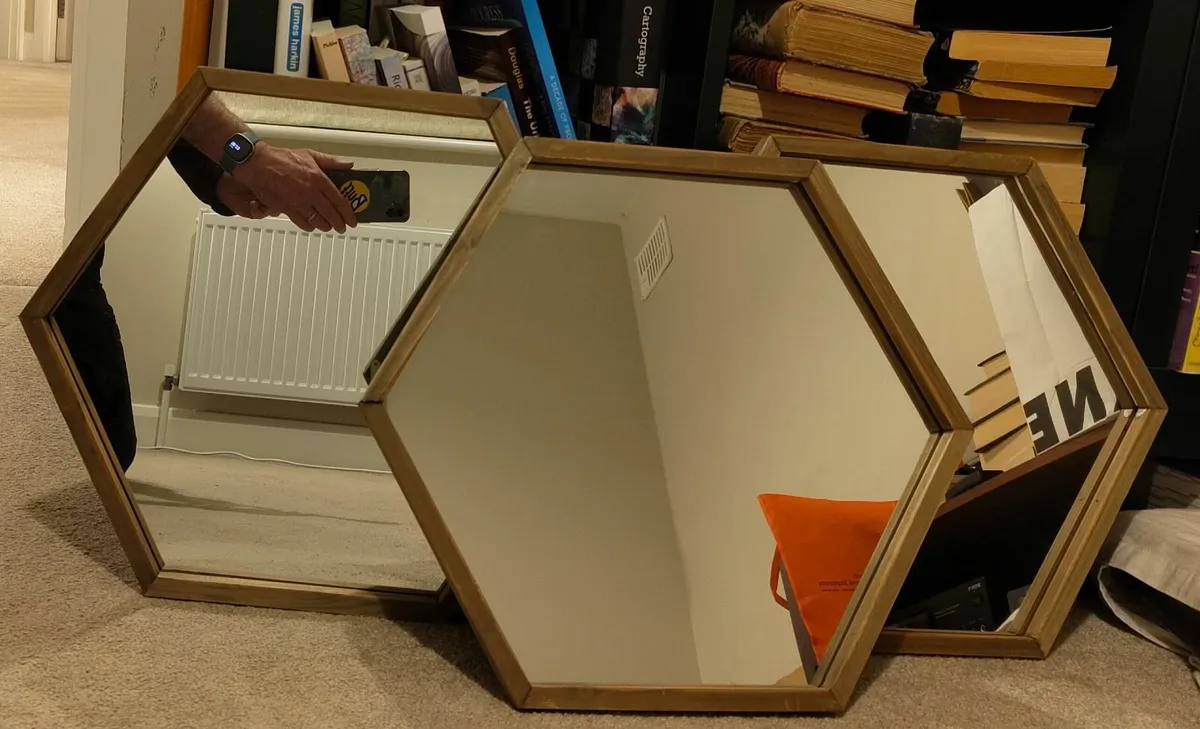 Mirrors  Hexagon shaped (x3) - Image 1