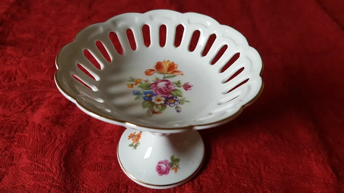 German Porcelain Reticulated Mini Pedestal Compote - Image 4