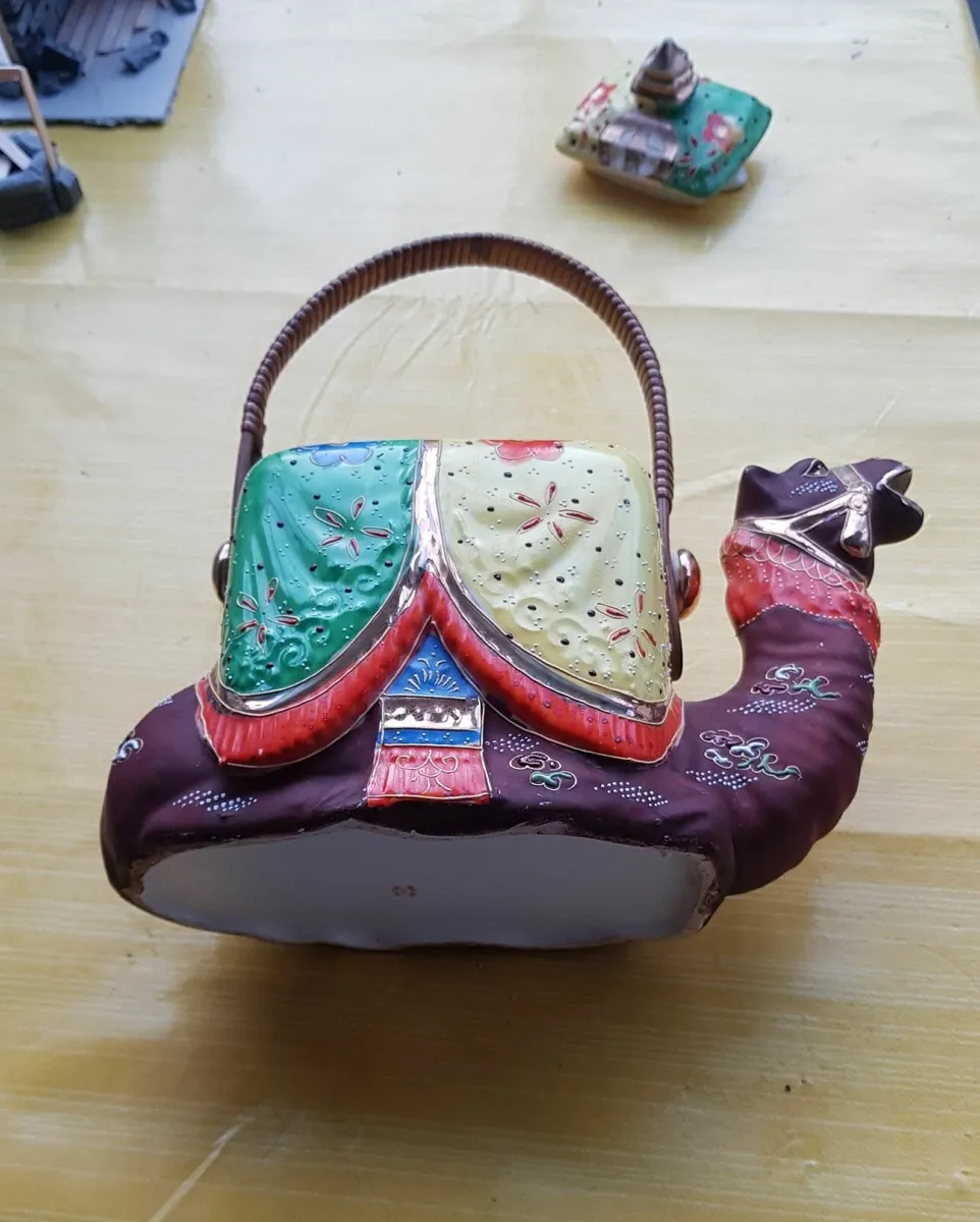 Vintage 1920's Satsuma  Camel Tea Pot - Image 3