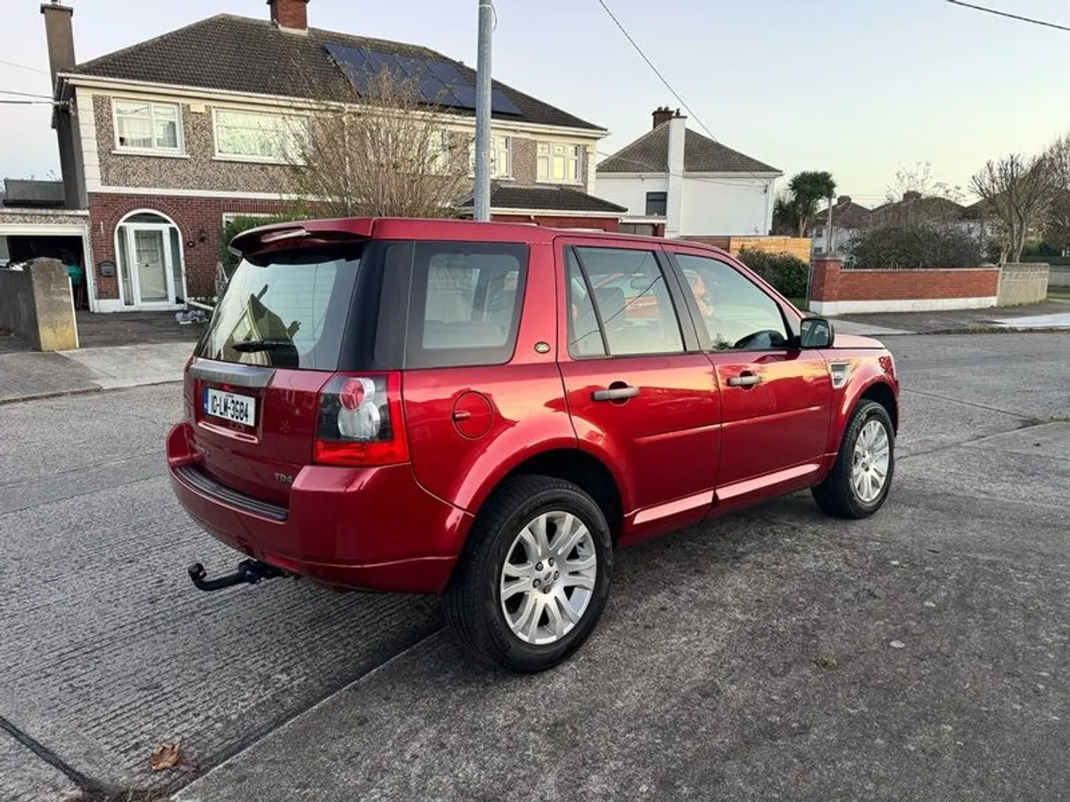 2010 Land Rover Freelander - Image 4