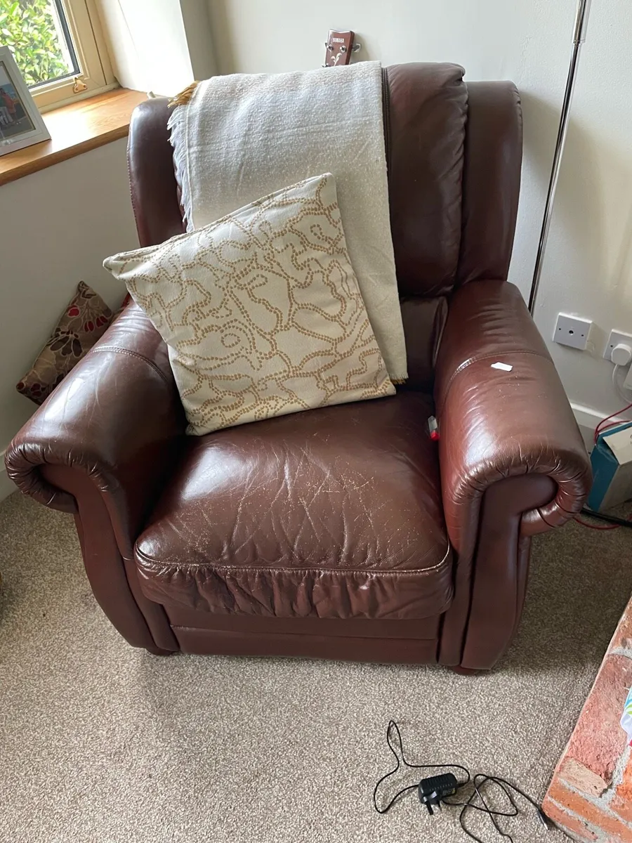 Leather Suite Furniture - Image 3