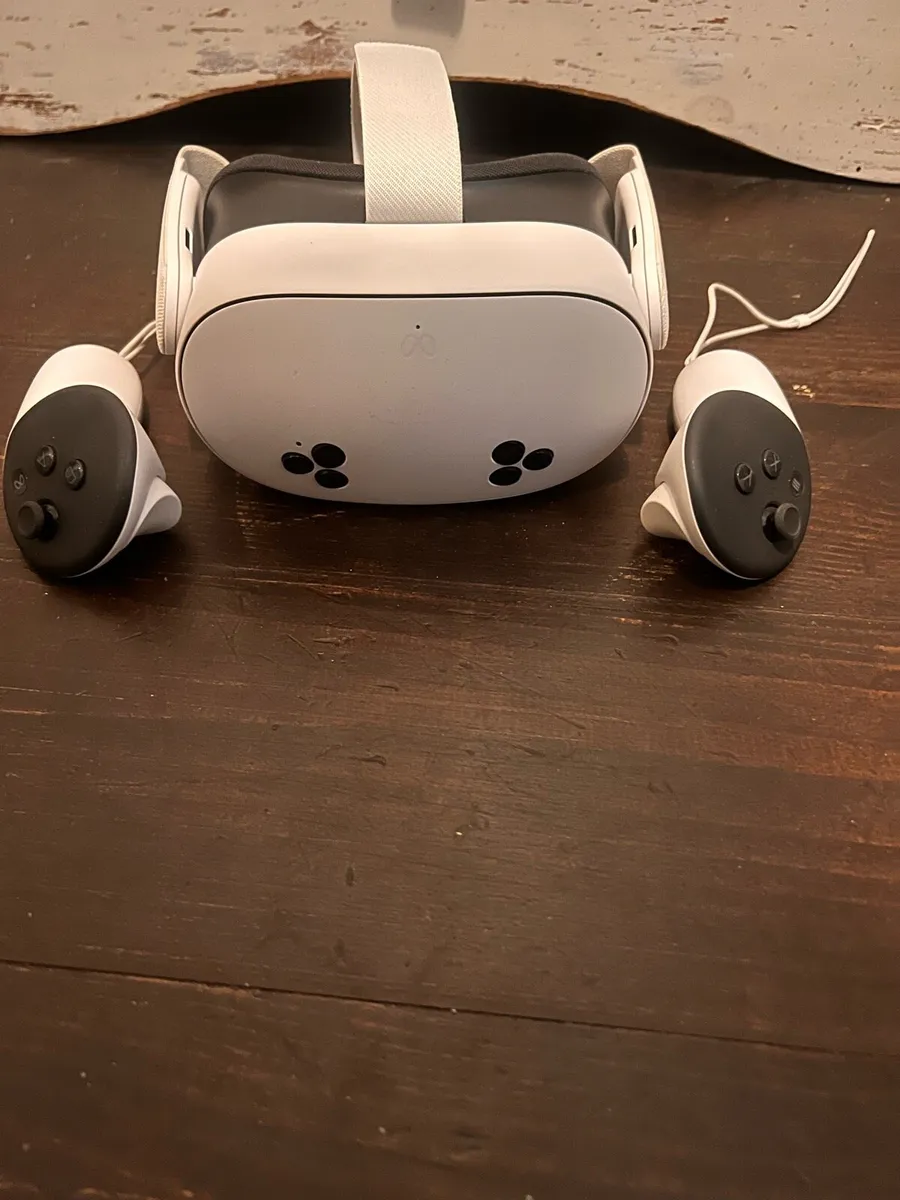 Meta quest 3s - Image 2