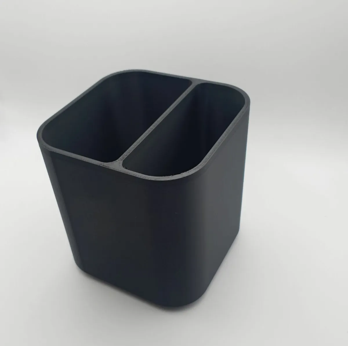 Simple Pen Holder - Image 3