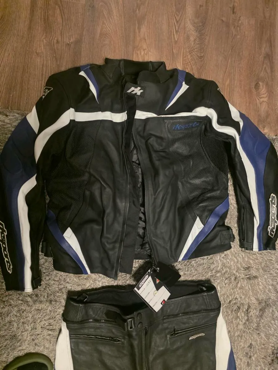 Motorcycle leather jacket and trousers - Image 3
