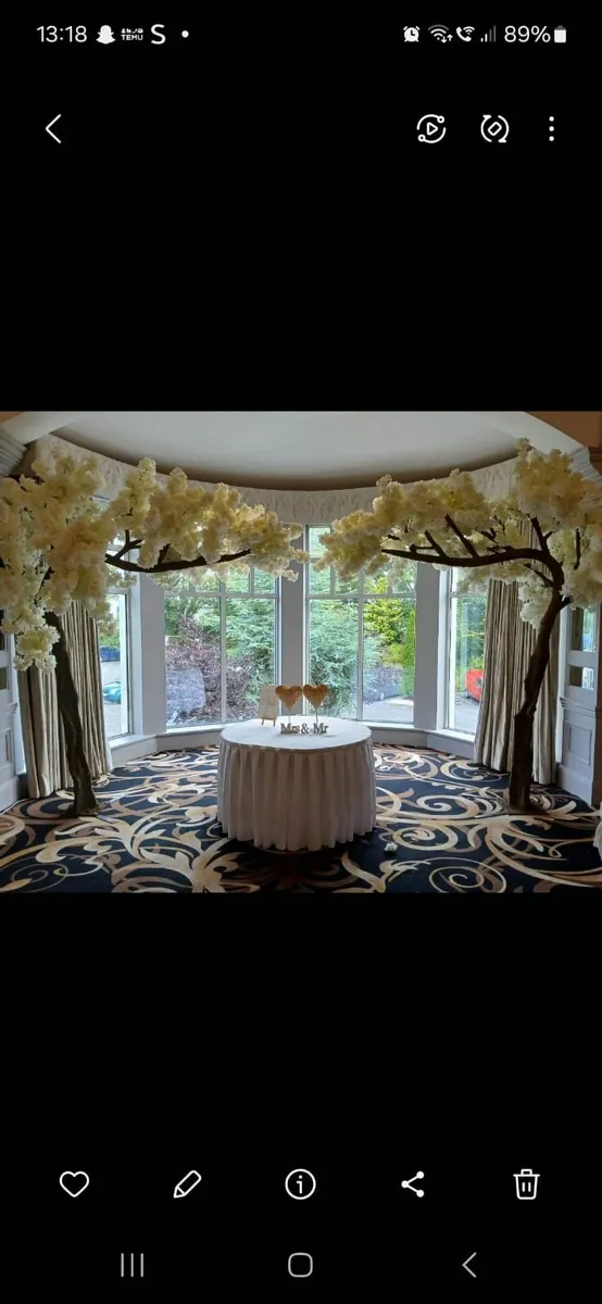 White wedding floral canapy tree