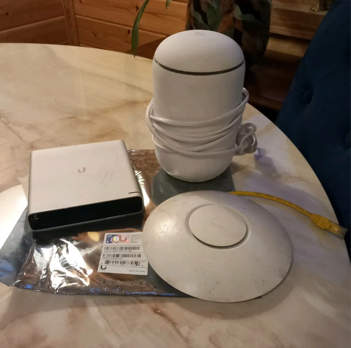 3 x Unifi products, full working order, D18 Post 1 - Image 1
