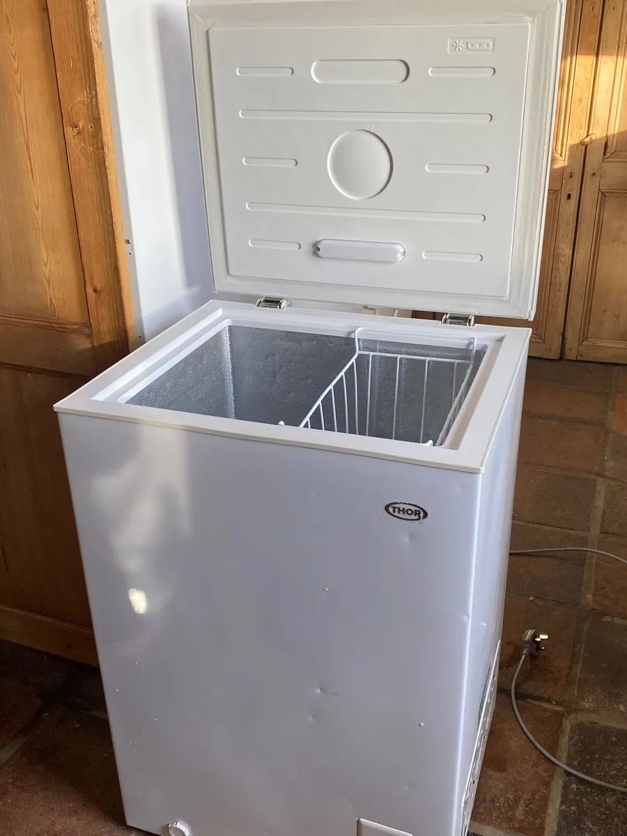 Chest Freezer - Image 2