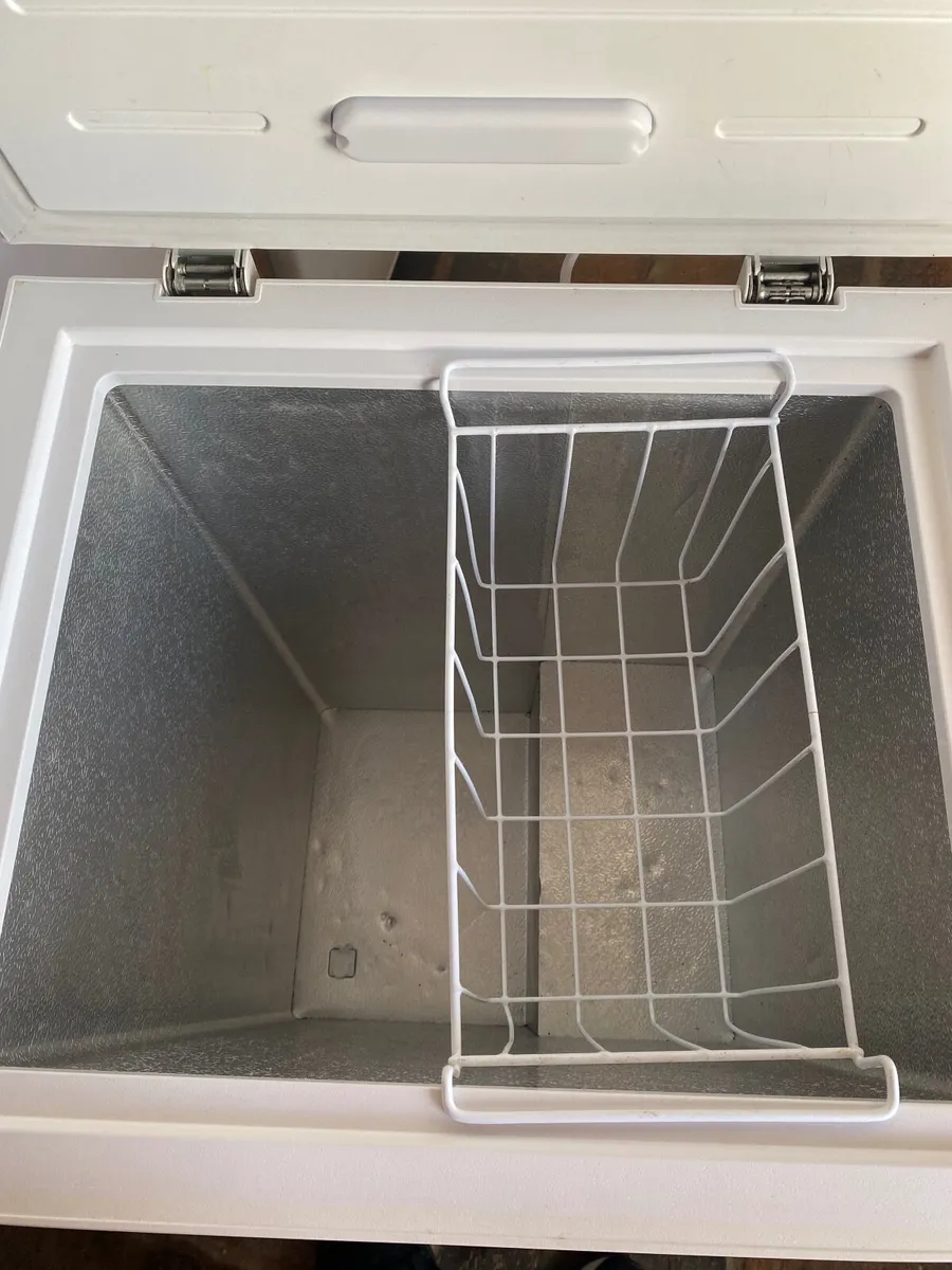 Chest Freezer - Image 3