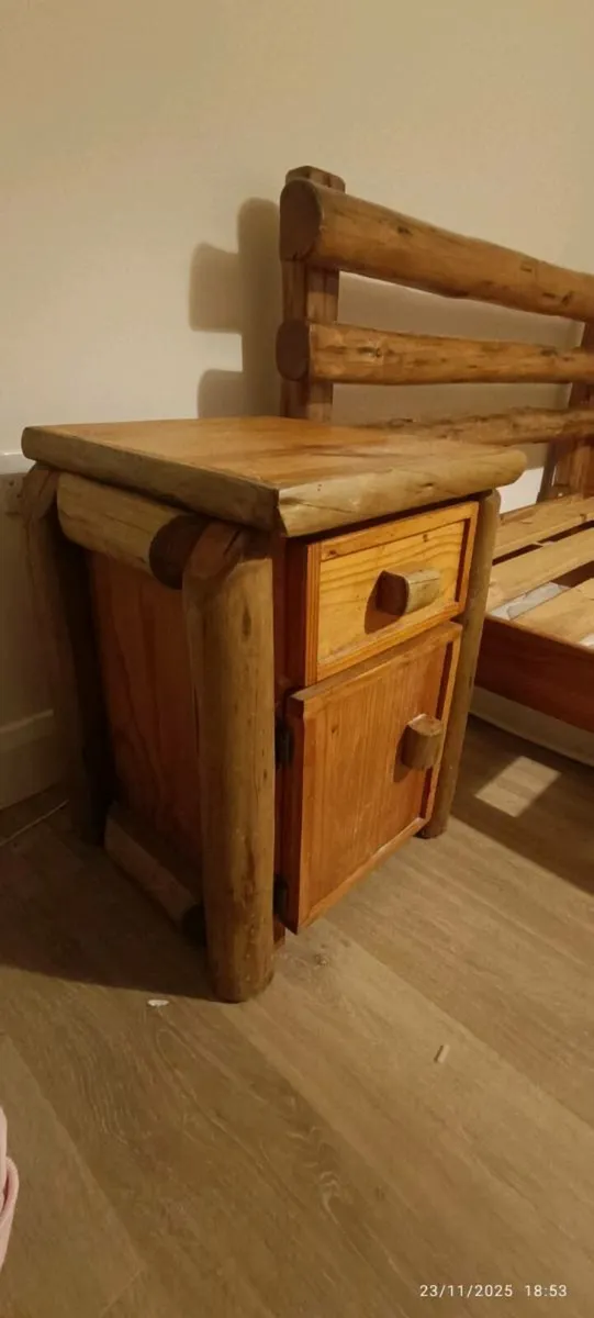 Rocky top rustic double bed and lockers - Image 4