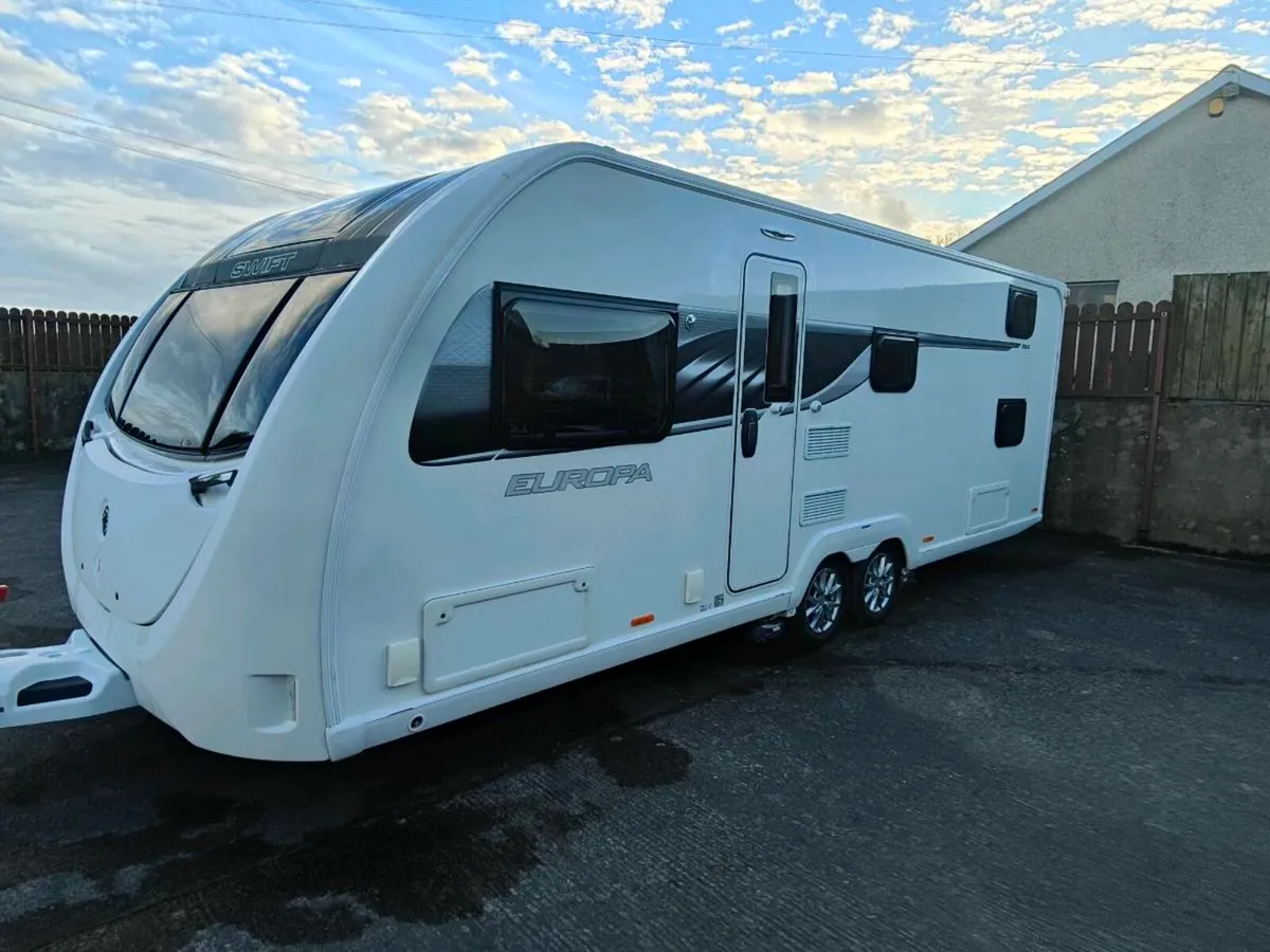 2019 Swift Sterling Europa 866 6 Berth 8ft wide - Image 2
