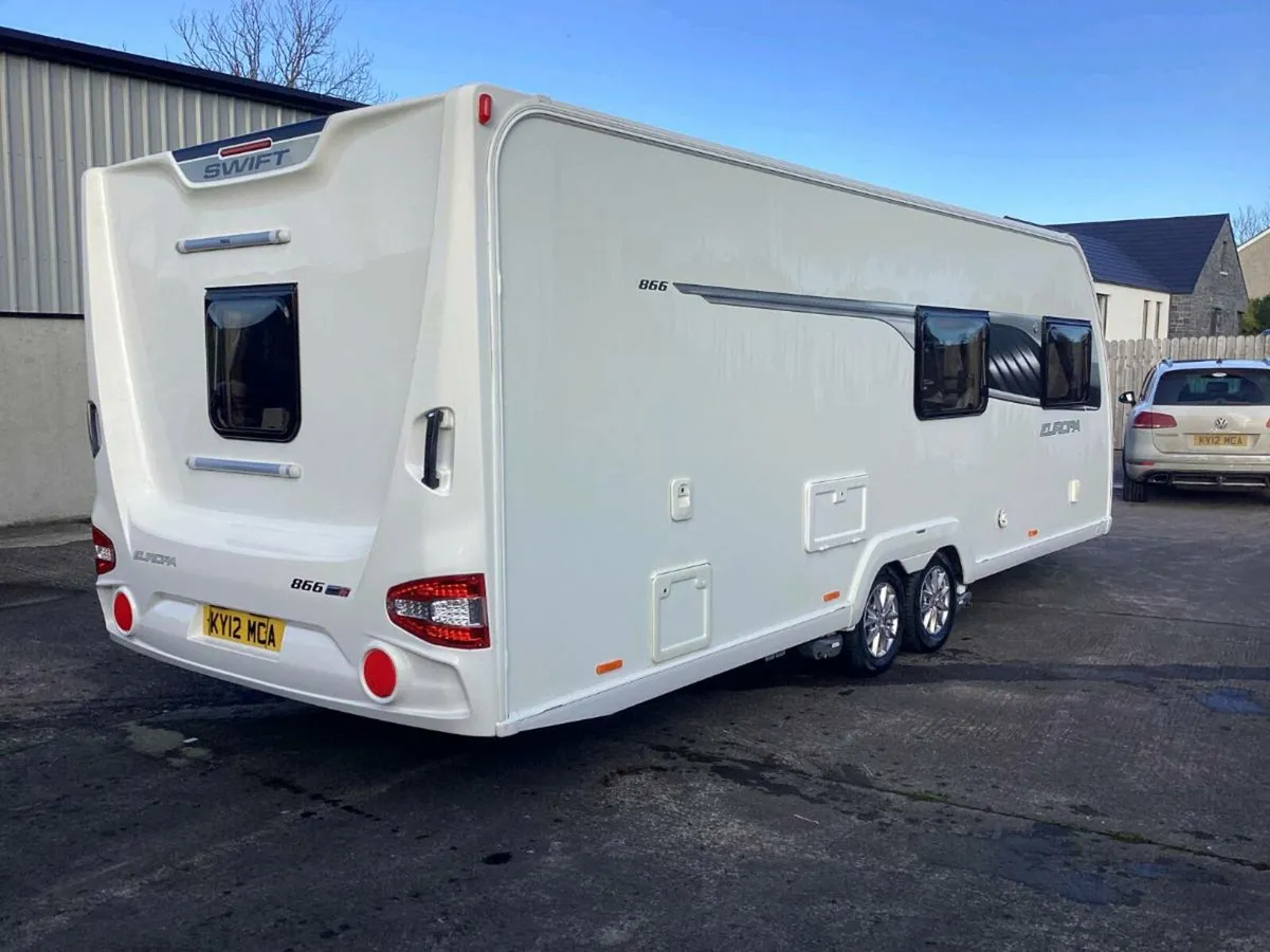 2019 Swift Sterling Europa 866 6 Berth 8ft wide - Image 4