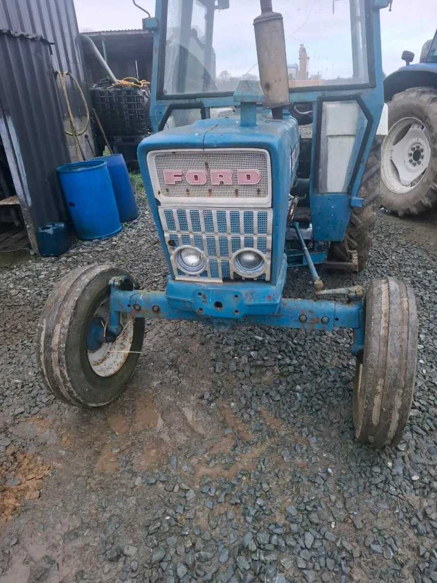 Ford 4000 tractor - Image 2