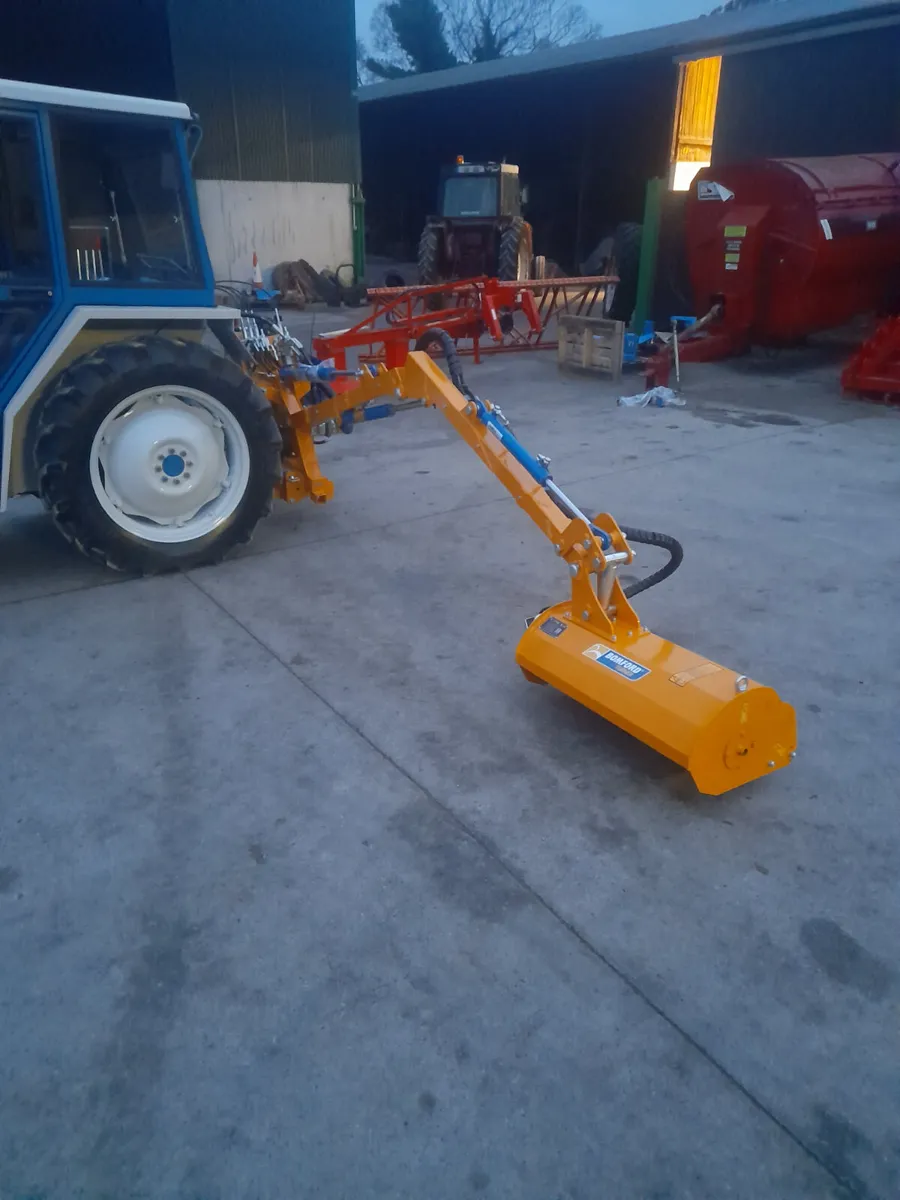 Bomford Wren Hedgecutter - Image 4