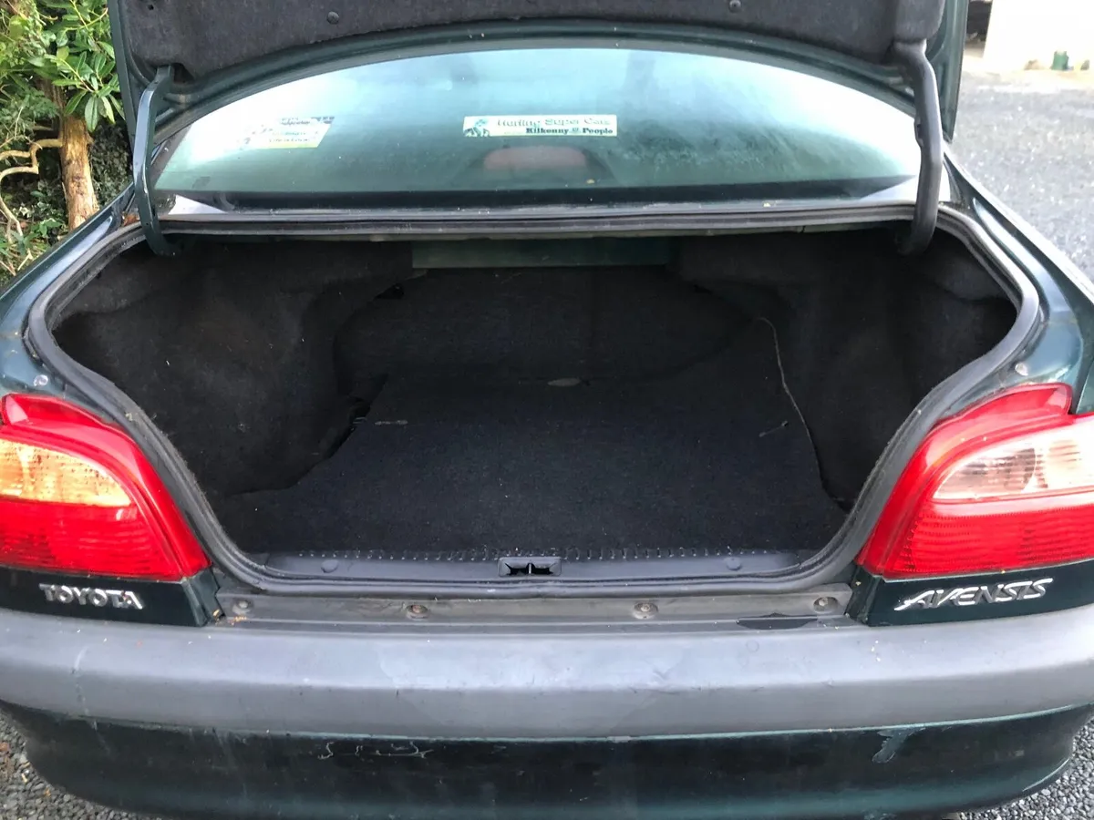 Toyota Avensis 2002 - Image 4