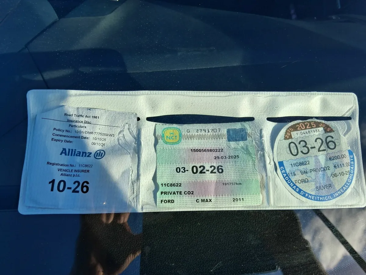 Ford C-Max 2011 - Image 2