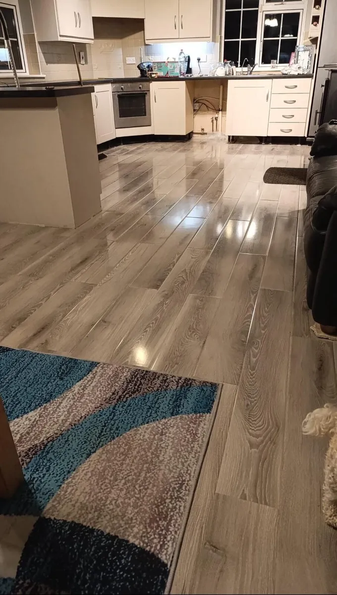 New 12mm Seattle Grey High Gloss Laminated - Image 1