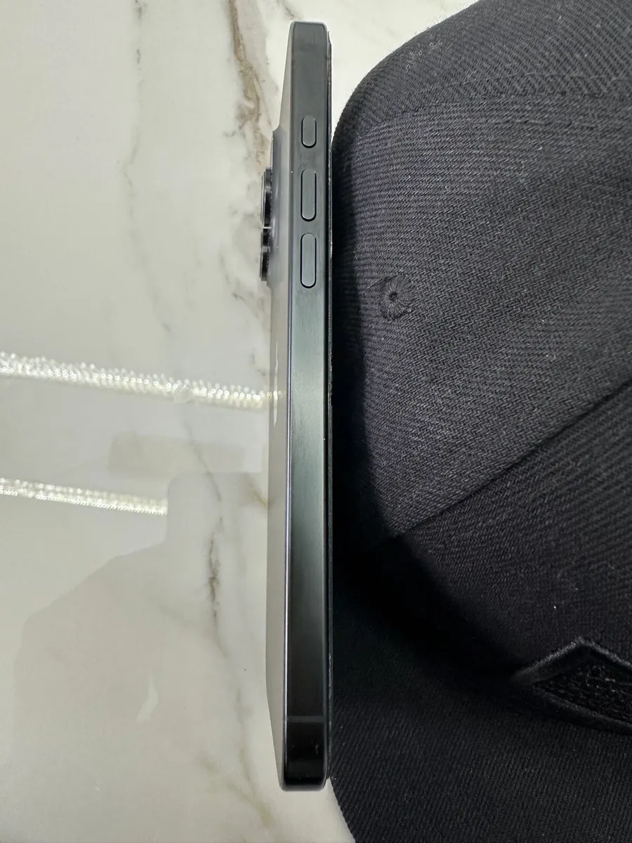 iPhone 16 pro max - Image 3