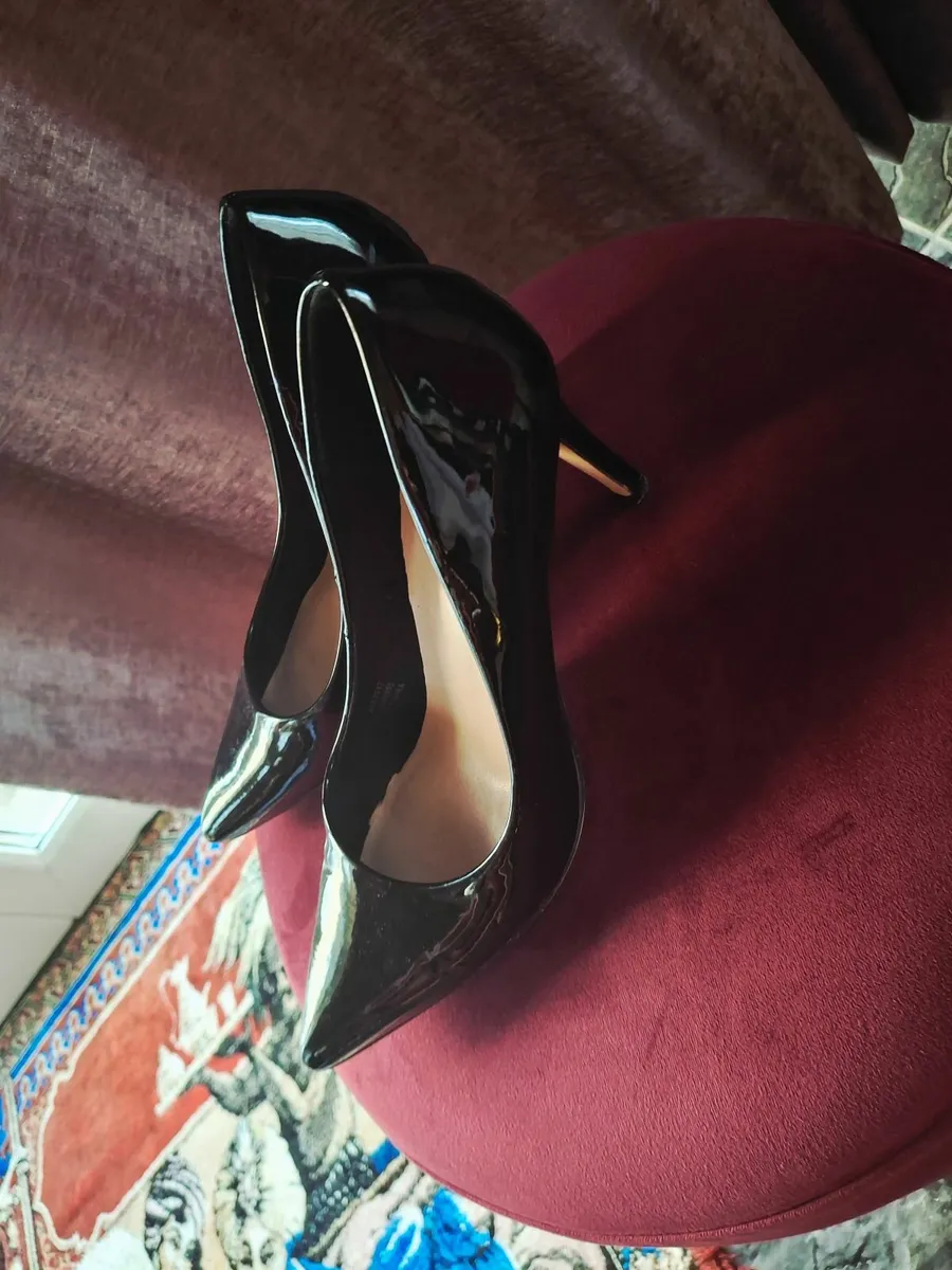 Classic Black Patent High Heel Shoes - Image 3