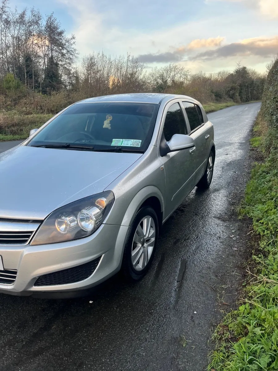 Vauxhall Astra 2010 - Image 3