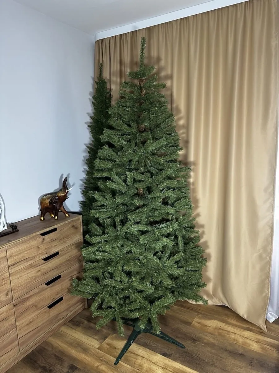 Caucasian PVC artificial Christmas tree - Image 1