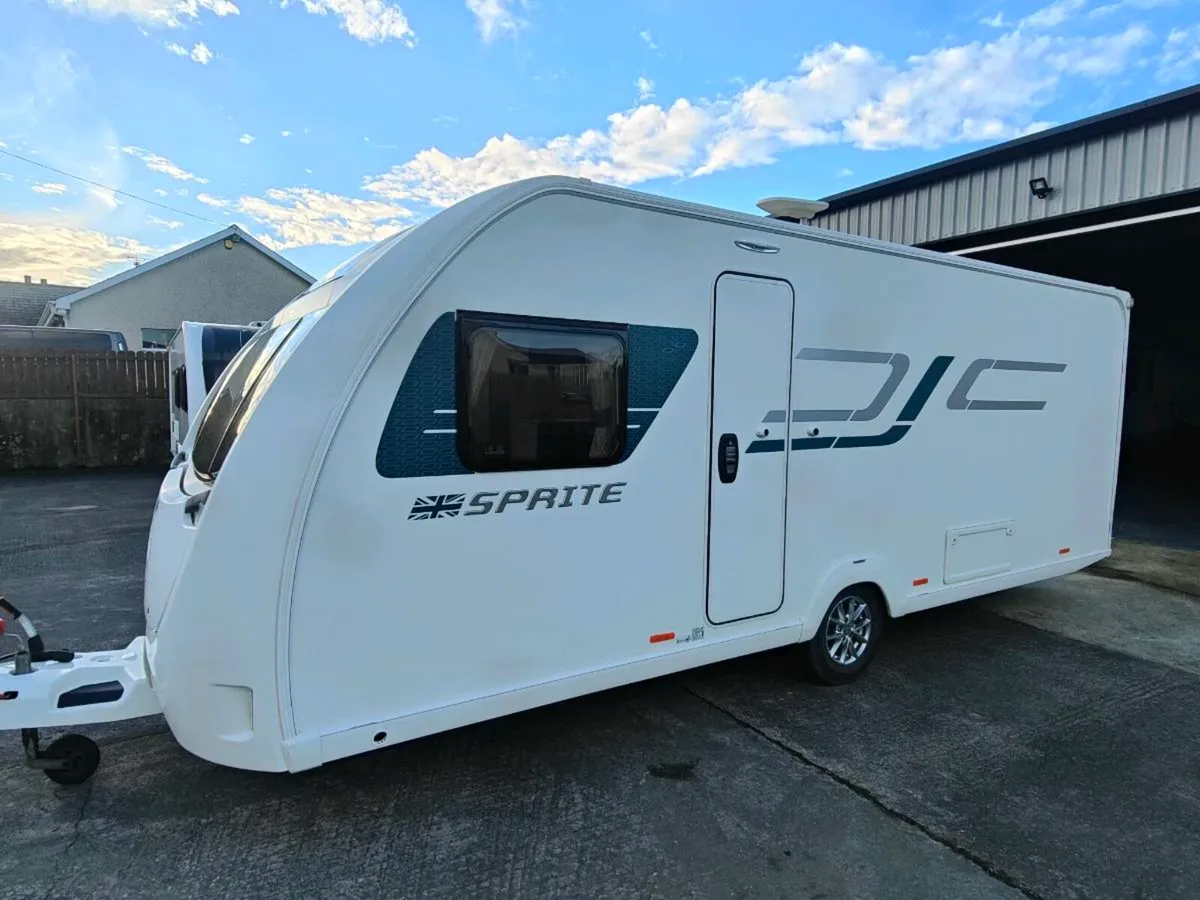 2018 Swift Sprite Major 4sb Island bed - Image 2